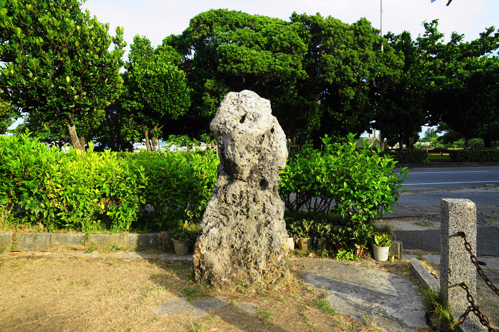 人頭税石｜平良の歴史的遺産・宮古島人頭税の象徴完全ガイド